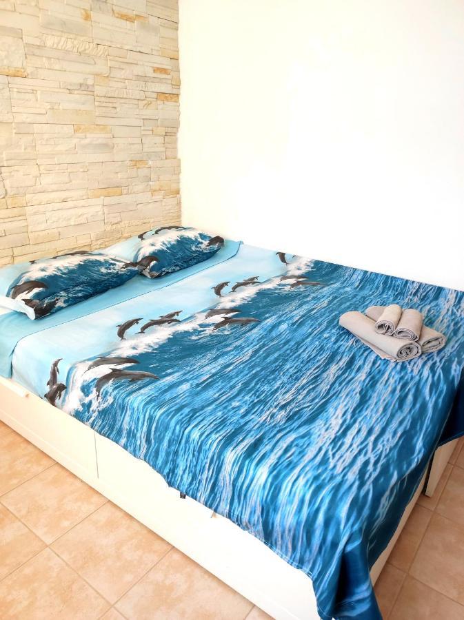Sea Breeze Apartment Néoi Epivátai Exterior foto